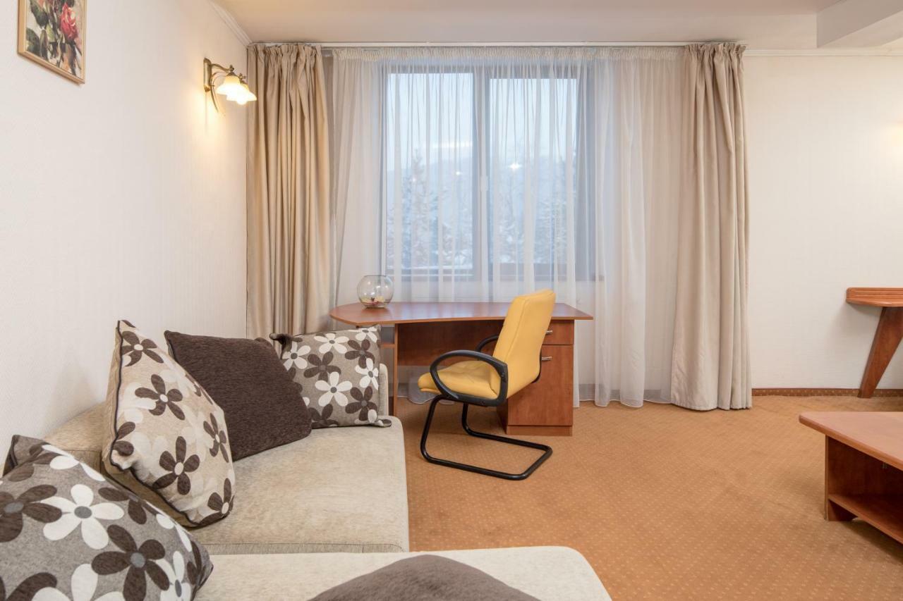 Hotel Rozmarin Predeal Extérieur photo